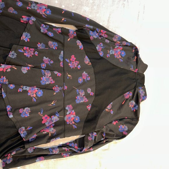 Lane Bryant Livi active peplum black floral athletic jacket size 22/24 - Picture 5 of 5